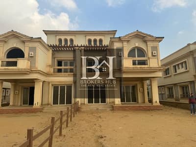 LUXURY Twin house villa for sale in Mountain View Hyde Park Fifth Settlement New Cairo