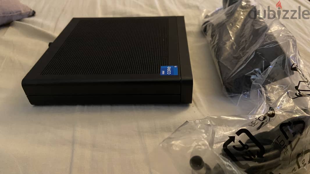 HP Elite Mini 800 G9 Desktop 4