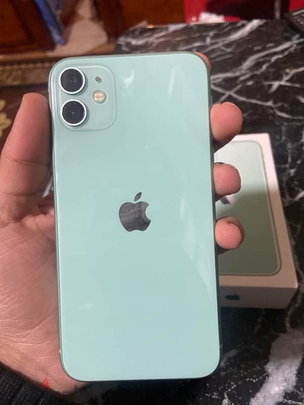 iPhone 11 للبيع حاله الزيرو 5