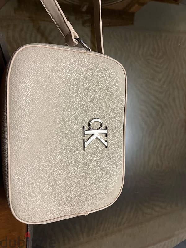 Calvin klein beige cross-body bag 2