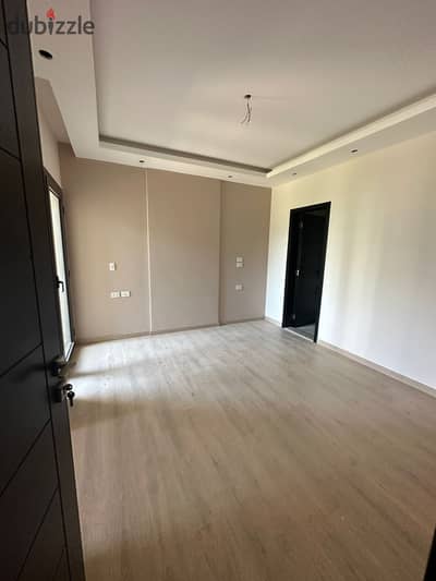 Apartment for sale, immediate delivery, fully finished, with a 5% down payment in the Fifth Settlement and in installments