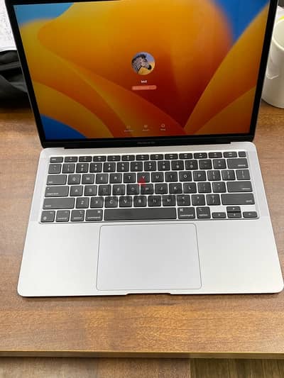 Macbook Air M1 2020 Like New ماك بوك بحالة الجديد