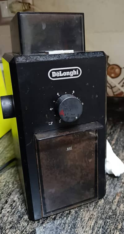 مطحنة قهوة و اسبريسو ديلونجي delonghi coffee grinder kg79