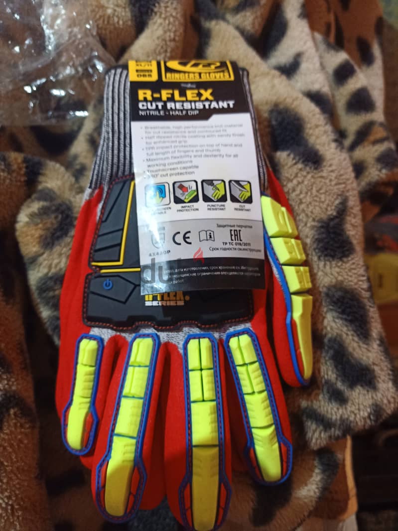 safety gloves -- جوانتي 1