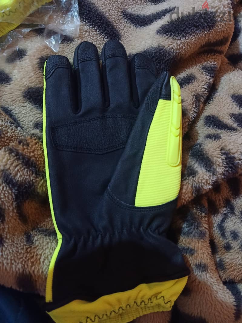 safety gloves -- جوانتي 3