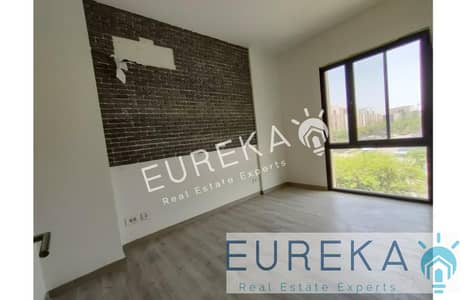 Town House Corner 245m for Rent in Al Burouj