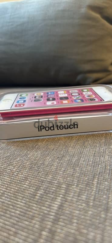 iPod Touch 6th Generation 32GB 8