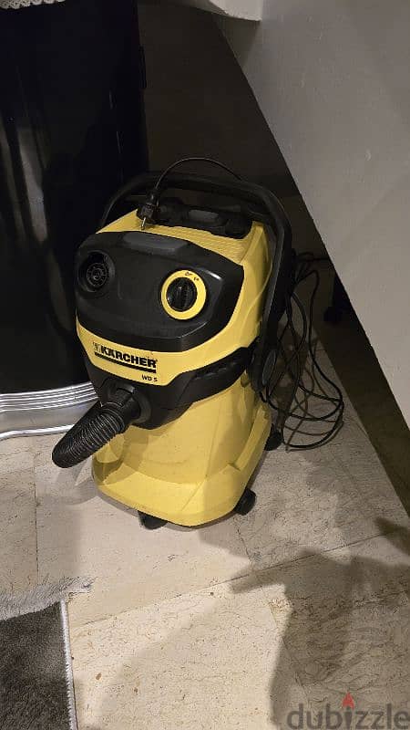 KARCHER WD5 مكنسة ألماني بحاله جيدا 1