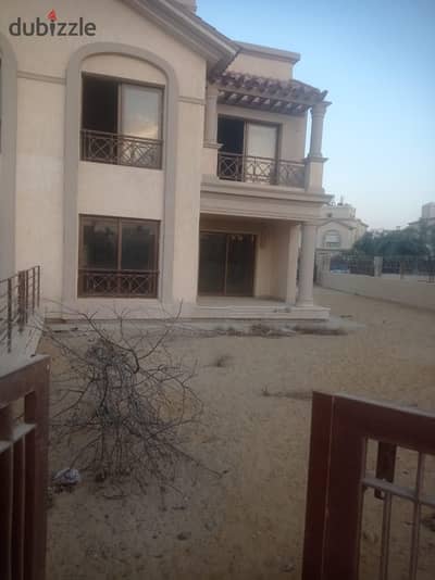 Villa for sale in madinaty in prime location deliveried G24