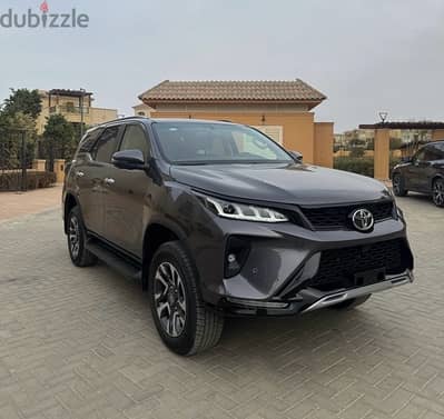 Toyota Fortuner Sport 2025