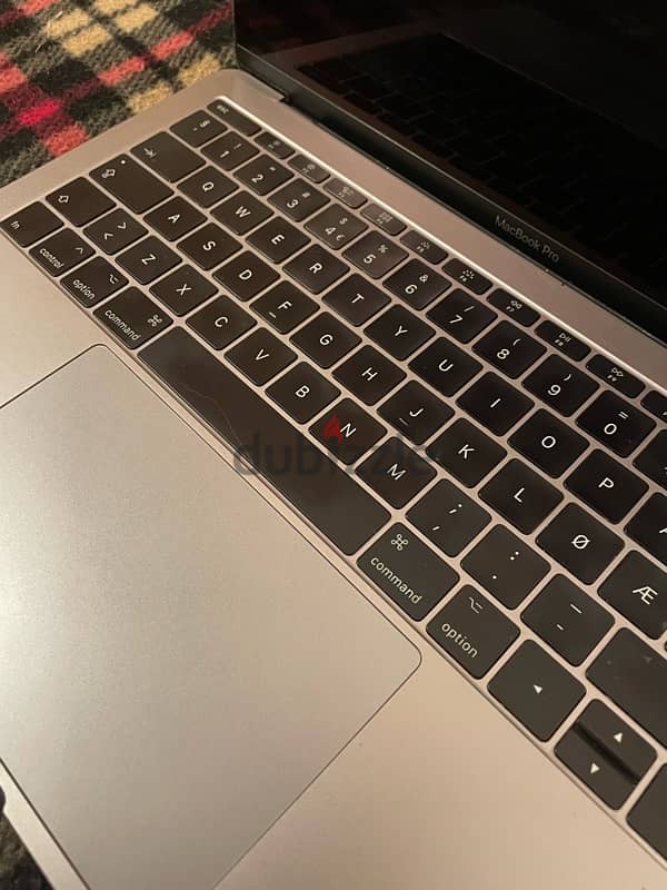 macbook pro 2017 (13inch) 2