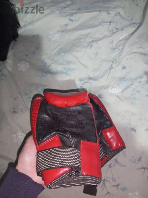 PUMA Boxing Gloves 2