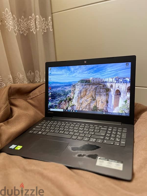 Lenovo IdeaPad 330 1