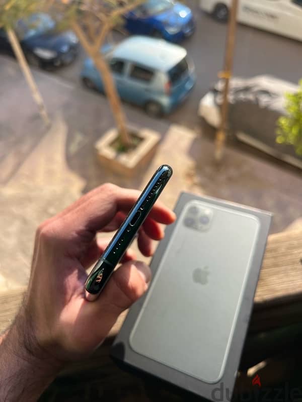 iPhone 11 Pro Max 256GB 2 SIM card 5