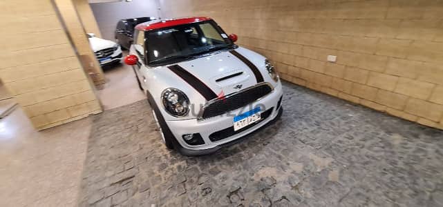 MINI John Cooper Works 2013