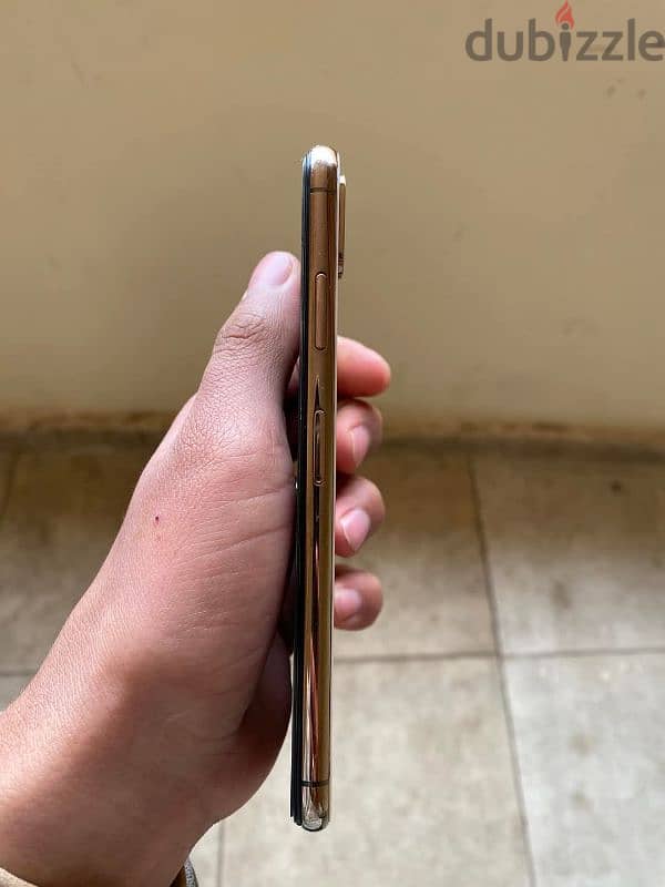 iphone xs max 2