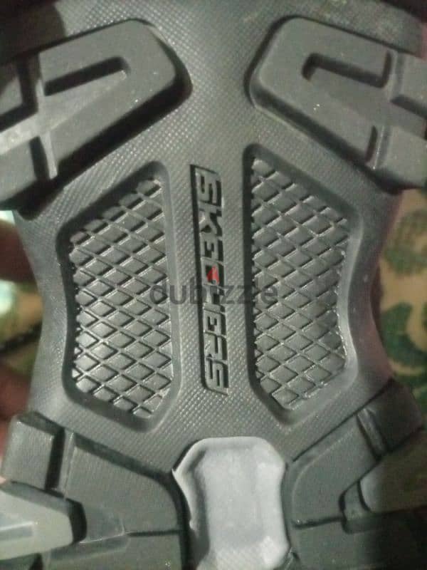 SKECHERS. REPELLENT. OUTDOOR. . Siz. . 42 8