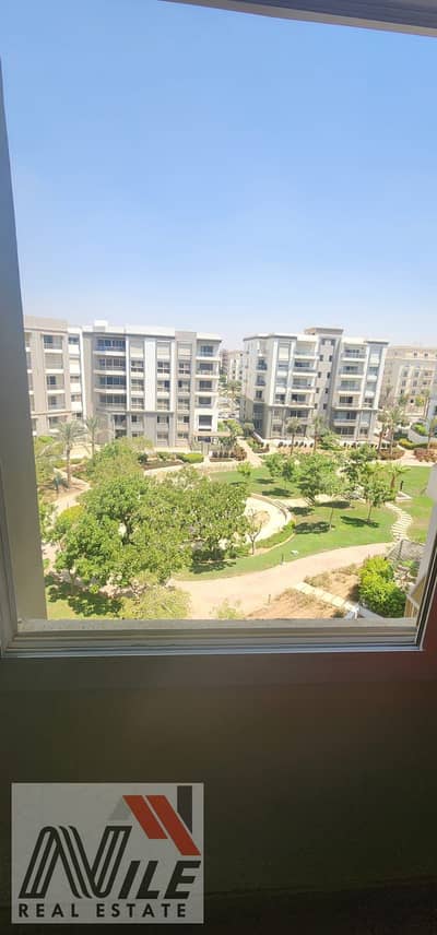 Fully Furnished Apartment 160m At Hyde Park Open View On Landscape Prime Location Lowest Price