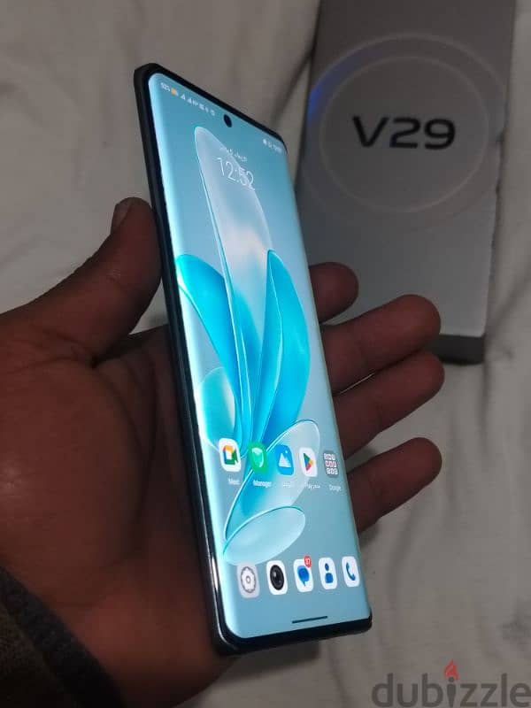 vivo v29 5G مساحه 256جيجا رمات 12+8 الفون زيرو 3