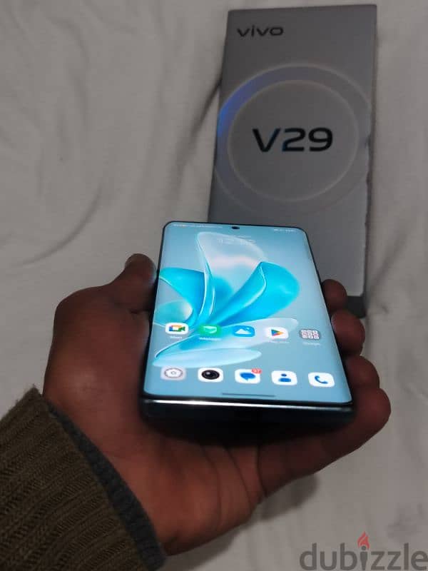 vivo v29 5G مساحه 256جيجا رمات 12+8 الفون زيرو 5