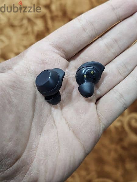 galaxy buds fe سماعة 4