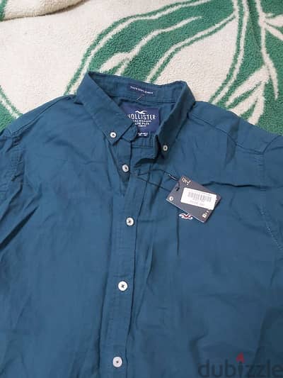 قميص hollister مقاس xl بسعر مميز