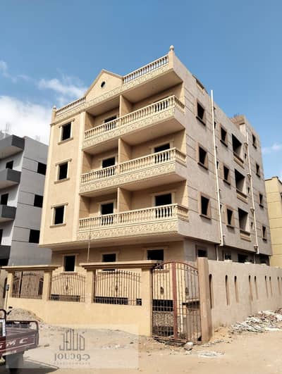 Whole building for sale in Badr City, Al-Mumayaz district, area 5