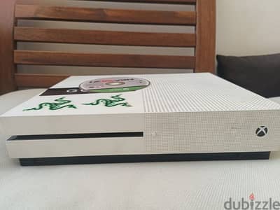 Xbox One s 365g