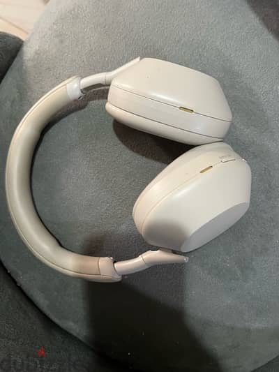 Sony headphones xm5