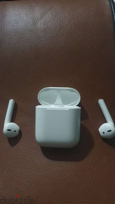 سماعة Airpods 2 استخدام خفيف نظيفة