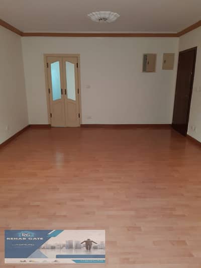 Apartment for rent in Al-Rehab, 105 sqm, ground floor with garden