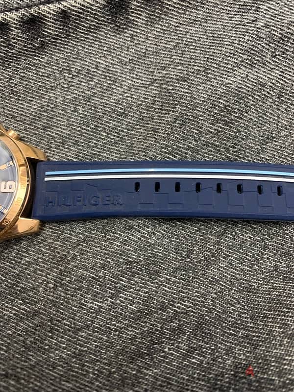 Tommy Hilfiger watch 10