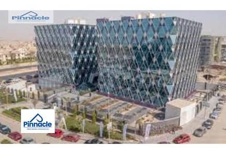 مكتب للايجار فيcairo business plaza تشطيب كامل بالتكيفات 45 متر