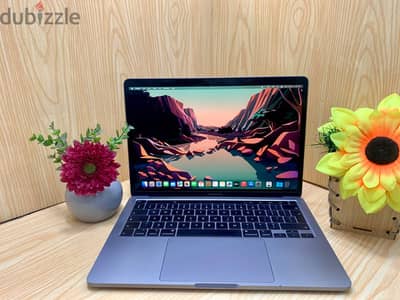 MacBook Pro 13" 2020 (42 شحنة)