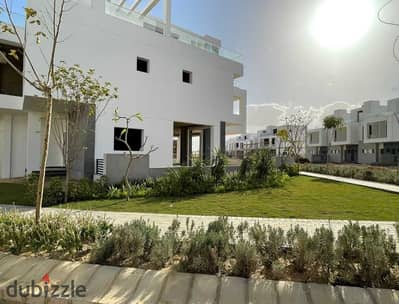 Own a townhouse in JOULZ compound on the Pyramids Desert Road, directly near Palm Hills and New Giza.