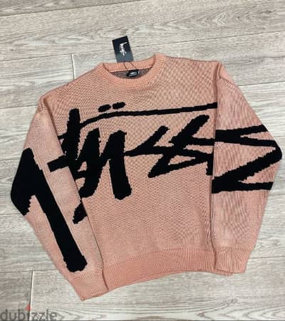 stussy pink sweater (NEW)