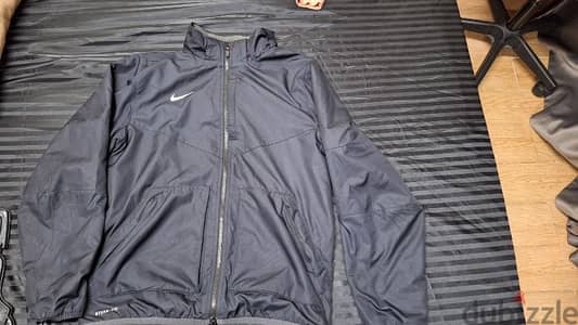 nike original windbreaker(storm-fit)