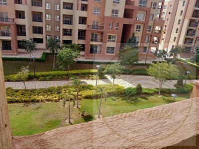 Apartment for Sale in Madinaty – 102 sqm – Double-Faced View (Garden & Park) Prime Location: Directly in front of services and Zamart Supermarket.