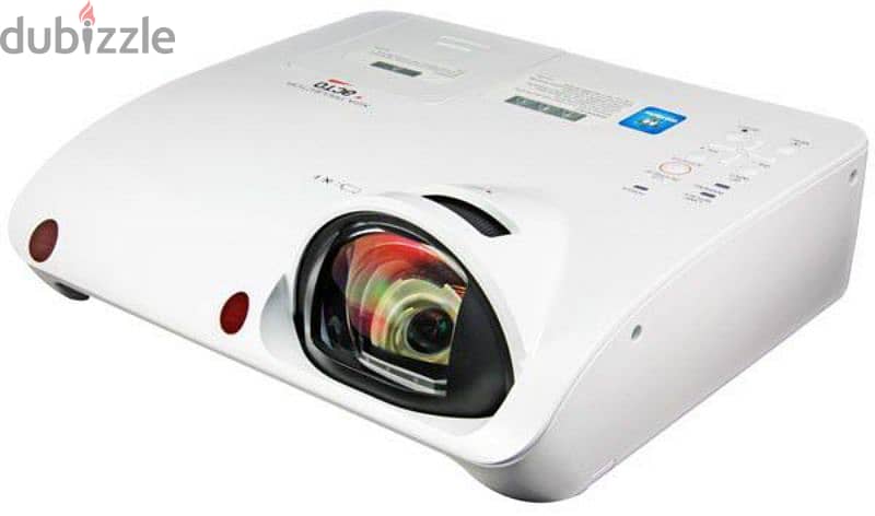 acto Short Throw Projector 1