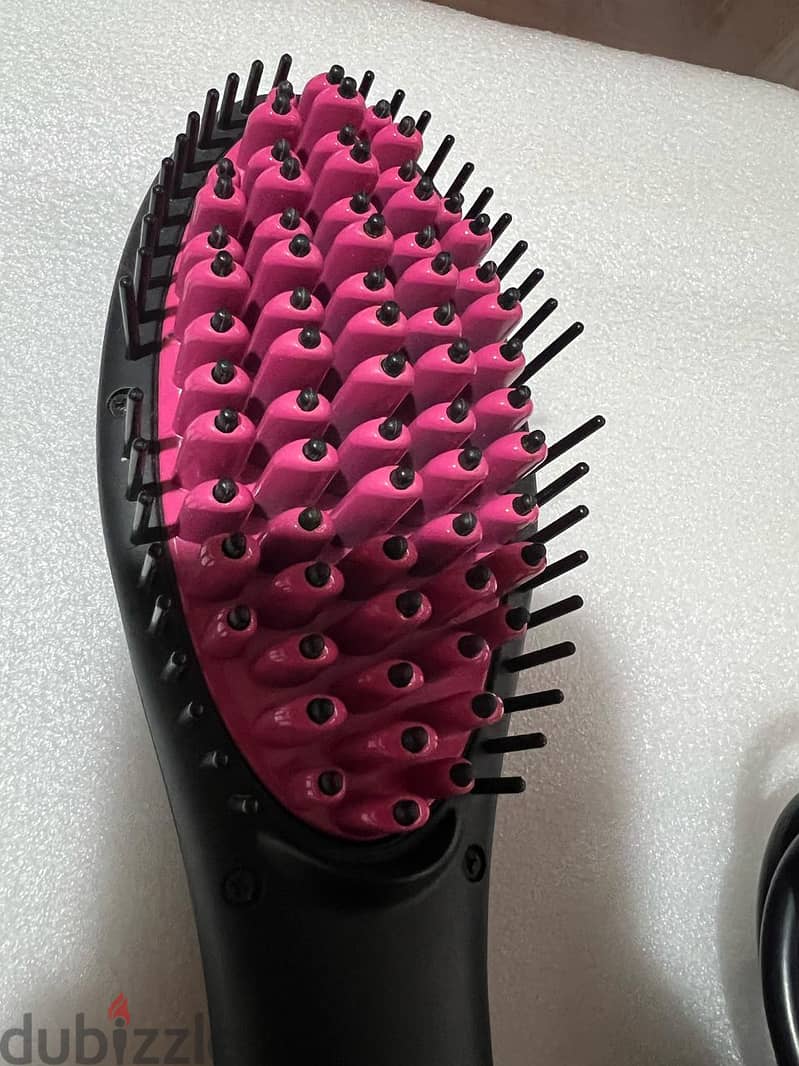 Straightener Hair Brush 1