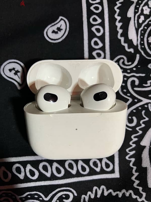 Apple AirPods 3rd Gen 5