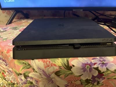 ps4 slim 1tb NO CONTROLLER