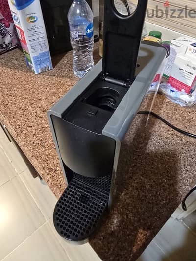 Nespresso Machine Mini essenza