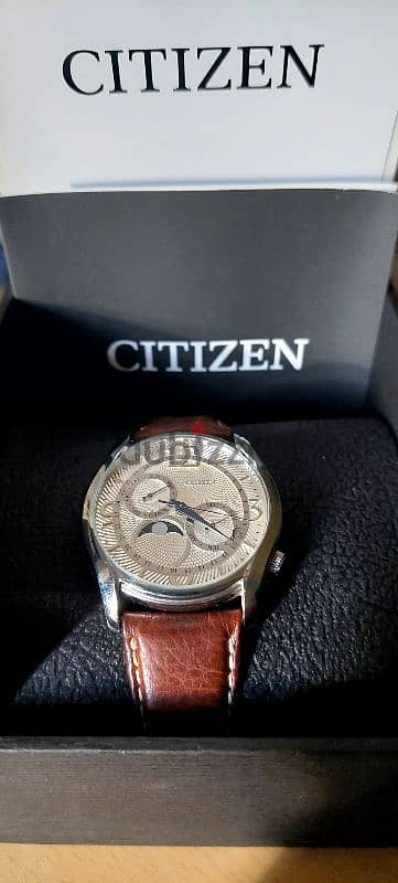 Citizen MoonPhase 9