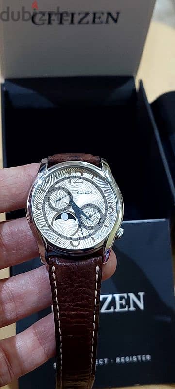 Citizen MoonPhase 12