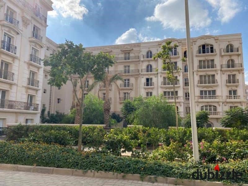 شقة بجاردن للبيع فى قلب الجولدن سكوير سور بسور مع ميفيدا فى كمبوند هايد بارك Hyde Park 0