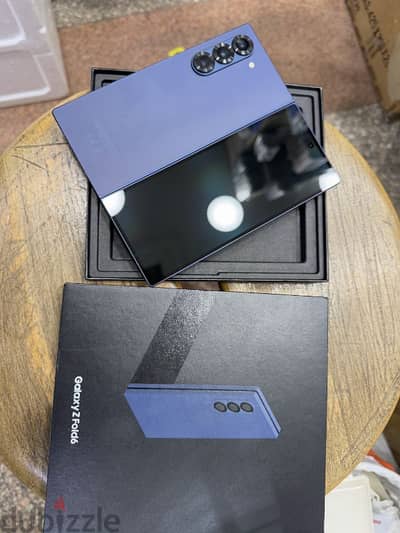 Galaxy Z Fold 6 dual sim 512G Titanium Blue جديد