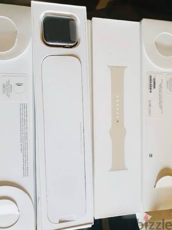 Apple Watch series 8 Starlight silver with box 1