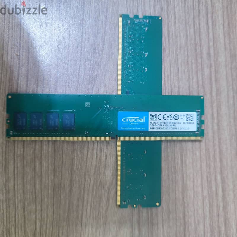 2 رامات Crucial 8GB DDR4 3200MHz بحالة ممتازة!  3