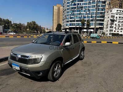 Renault Duster 2012 4x4 فبريكة برا و جوا